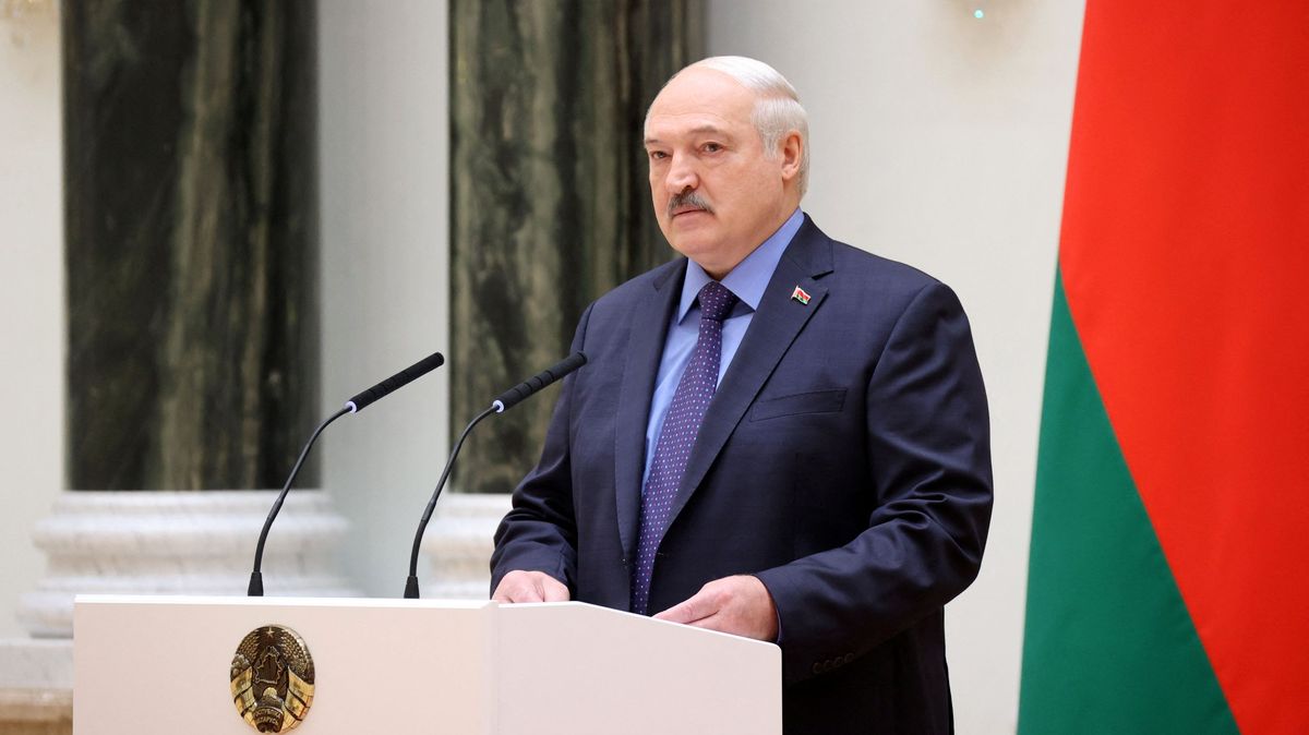 Jaderné zbraně nepoužijeme, je si jistý Lukašenko